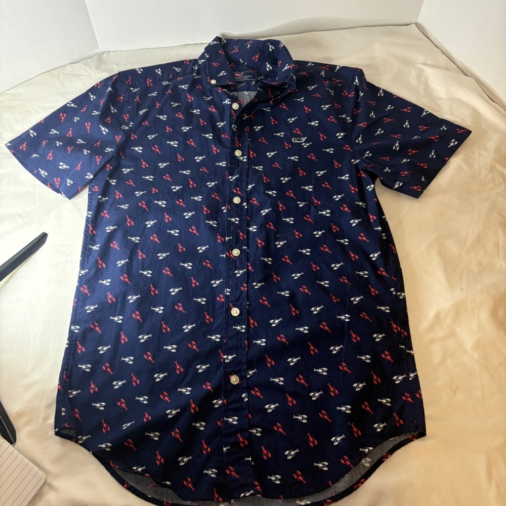 Vineyard Vines Men’s Whale Shirt Blue Short Sleeve Button Up w/Lobsters Size XS